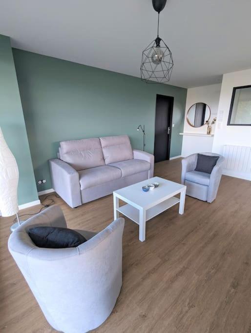Bienvenue Chez Severine Et Julien Appartement 75M2 Mirefleurs Exteriör bild
